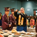 主祭官行獻禮，詣神位獻爵​