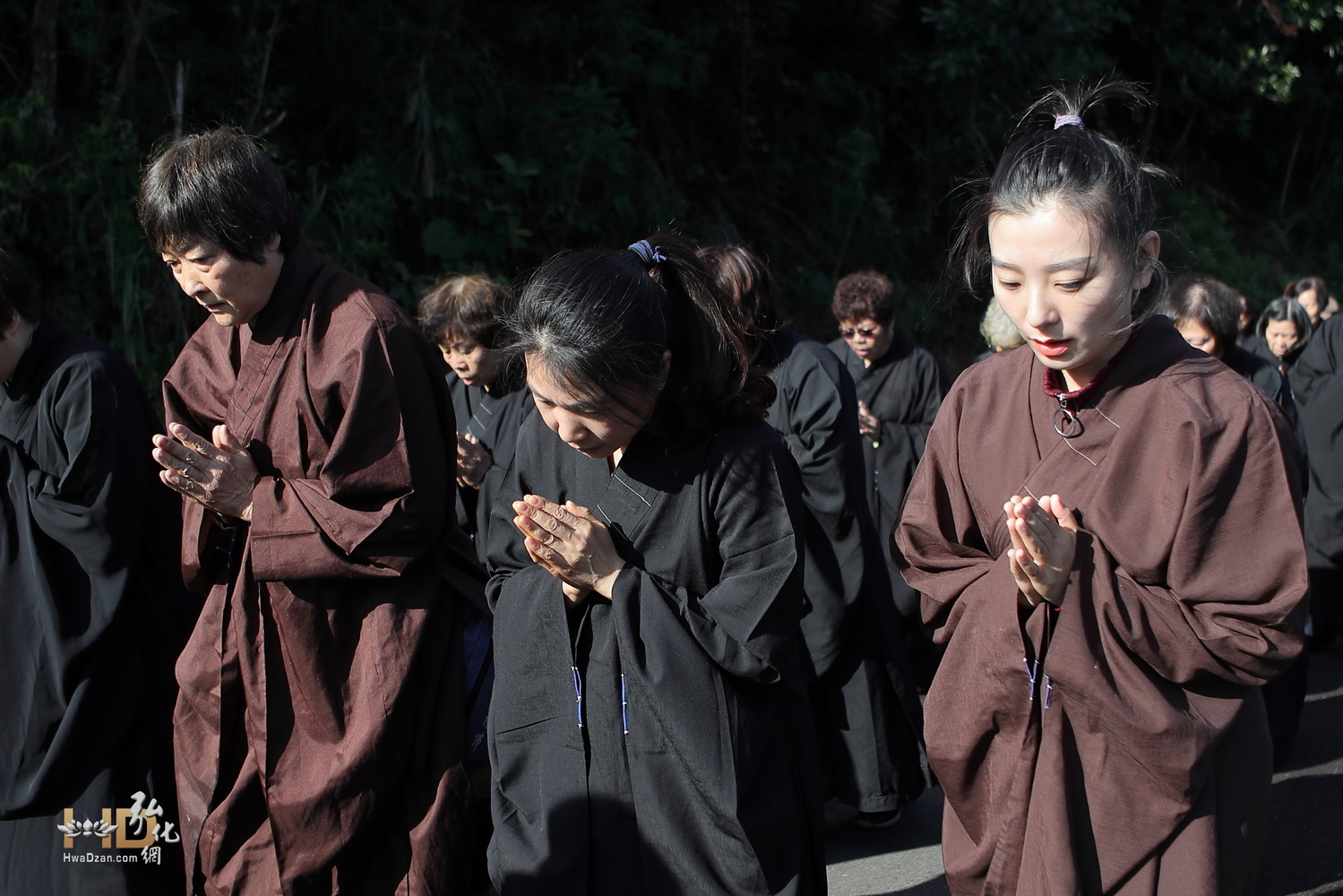 臺北靈巖山寺雙溪小築朝山