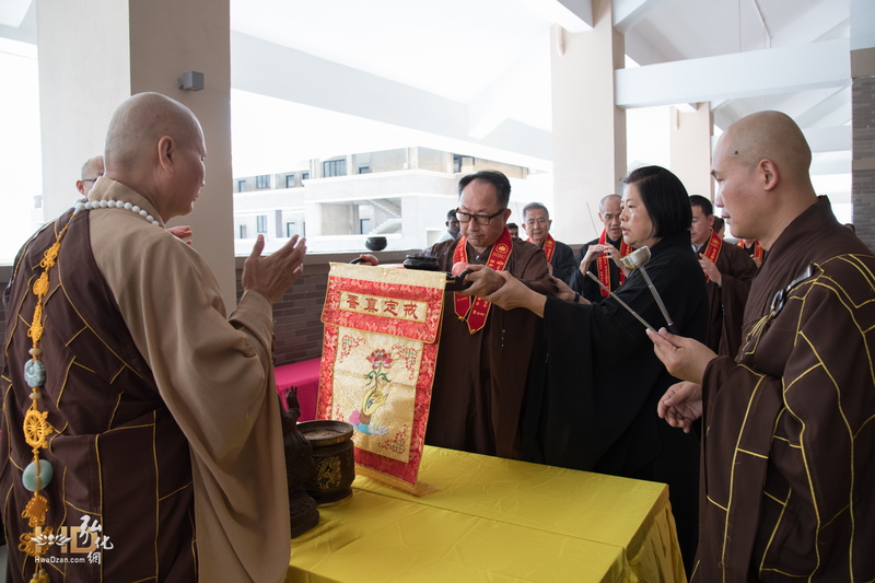 2018斯里蘭卡龍喜國際佛教大學-三時繫念 (5)