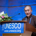 英國威爾士三一聖大衛大學漢學院院長勝妙法師指出，因果的原理就像迴力鏢，我們對別人所做的，最終會返回到自己身上。